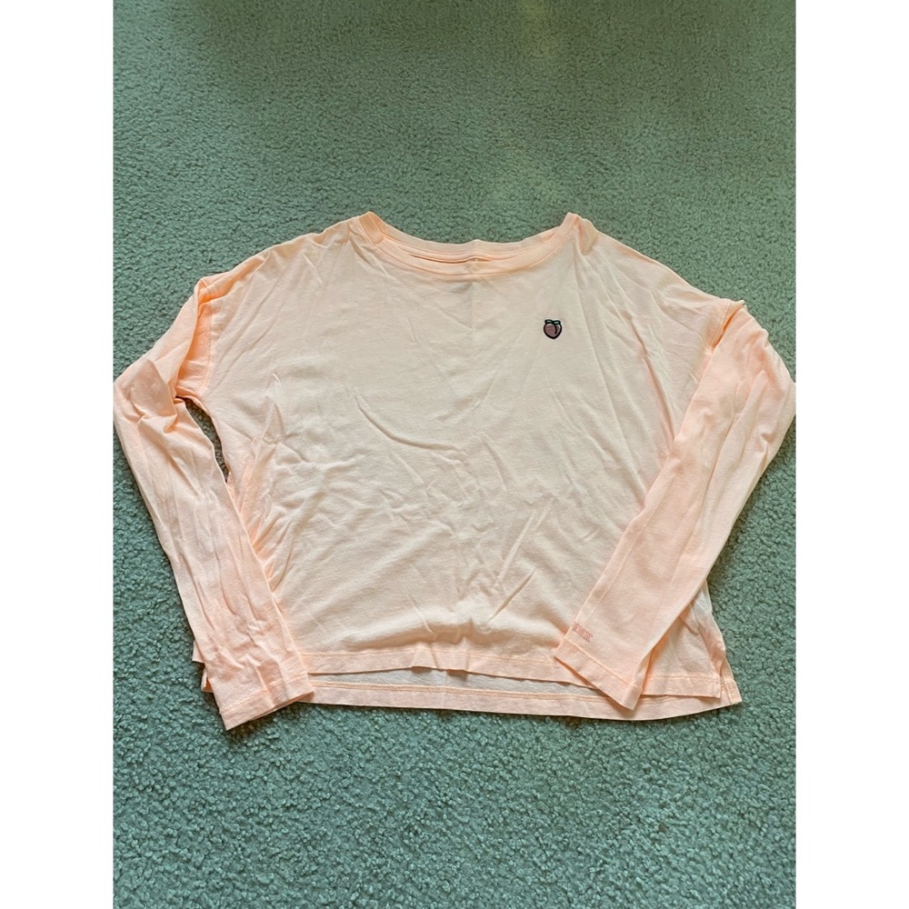 PINK Victoria’s Secret oversized long sleeve, tees